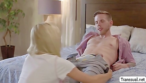 Britney kade gets fucked in her bedroom in ass porn scene