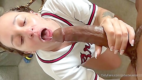 Amateur ebony hottie with a tattooed face gets a facial